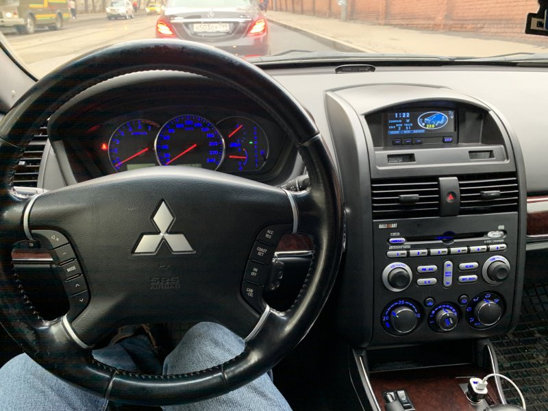 Mitsubishi Galant, 2008 год салон