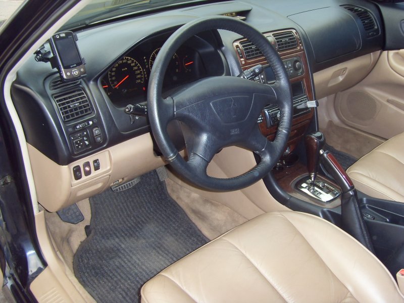 Mitsubishi Galant 8 2.5 v6 салон
