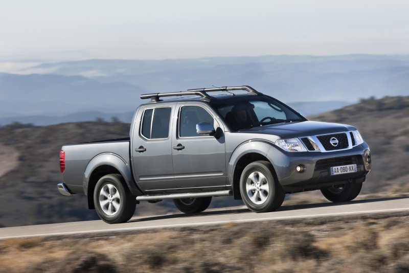 Nissan Navara (Frontier) III (d40)