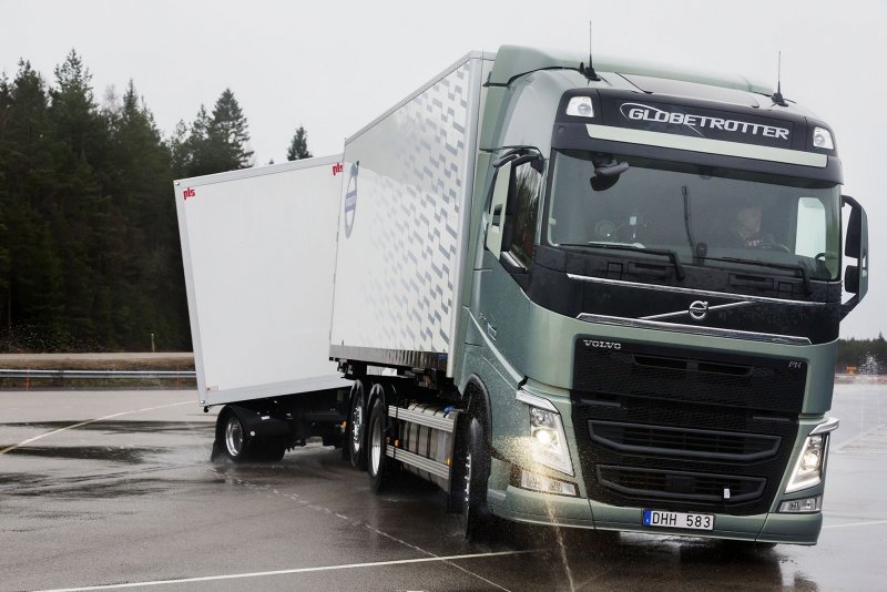 Автопоезд Volvo