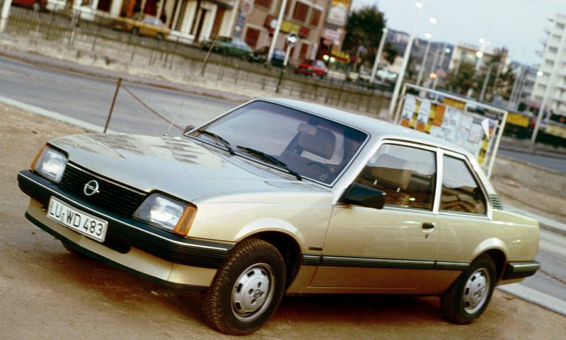 Opel Ascona c 1988