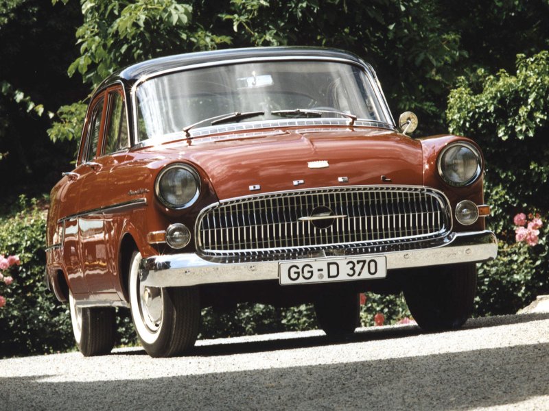 Автомобиль Opel Kapitan,