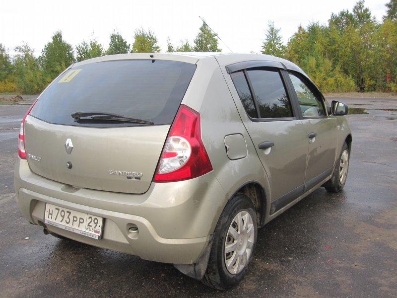 Renault Sandero светлый базальт