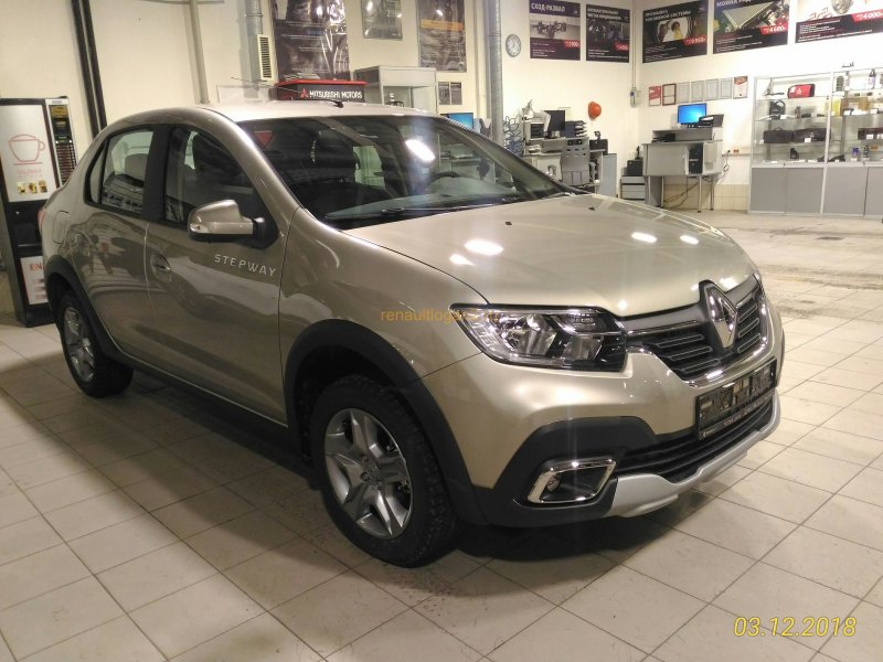 Renault Sandero Stepway 2020 серебристый