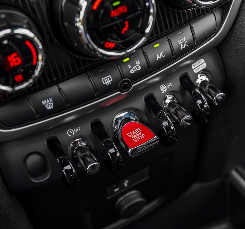 Mini Countryman JCW 2020 салон