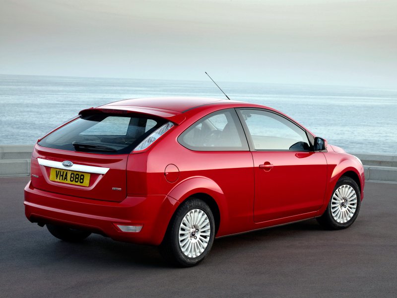 Ford Focus 2008 хэтчбек