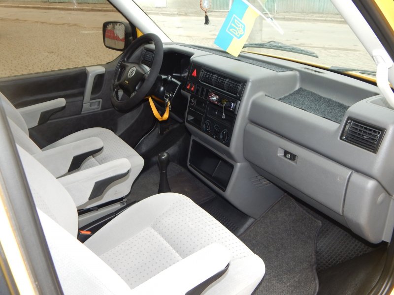Volkswagen Caravelle t4 салон