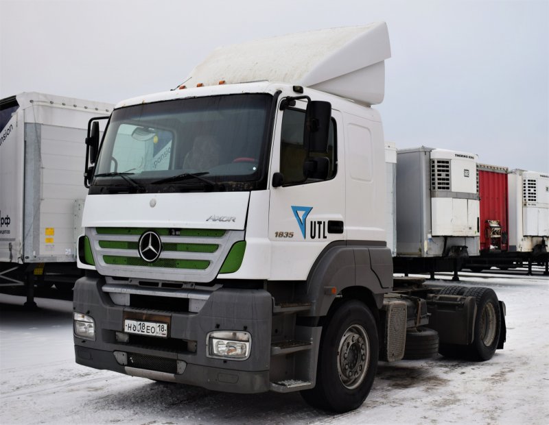 Мерседес Actros седельный тягач