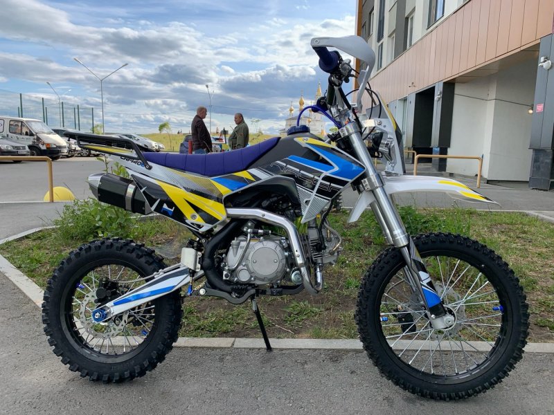 Racer CRF 125e
