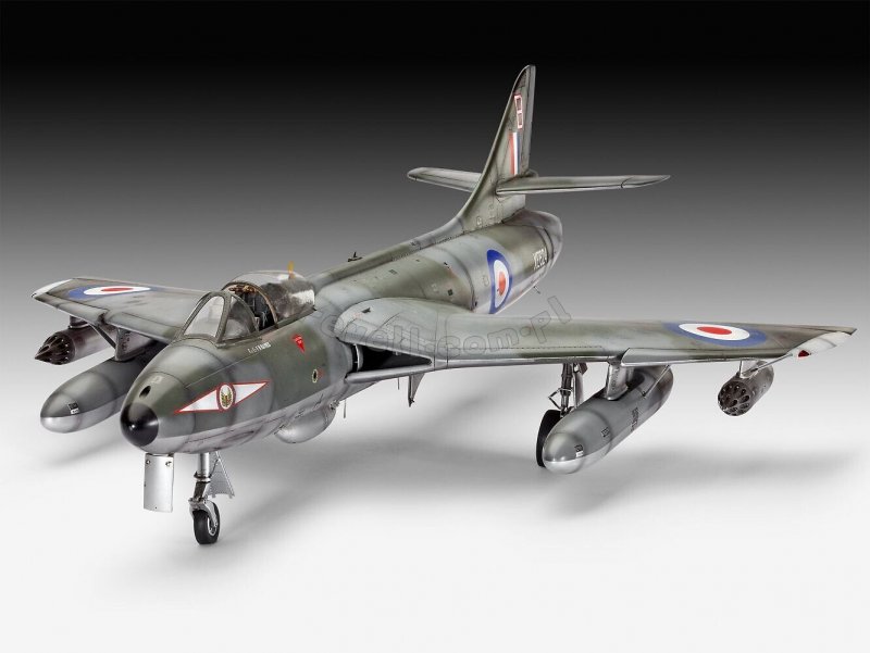 Сборная модель Revell Hawker Hunter FGA. 9 (63908) 1:72