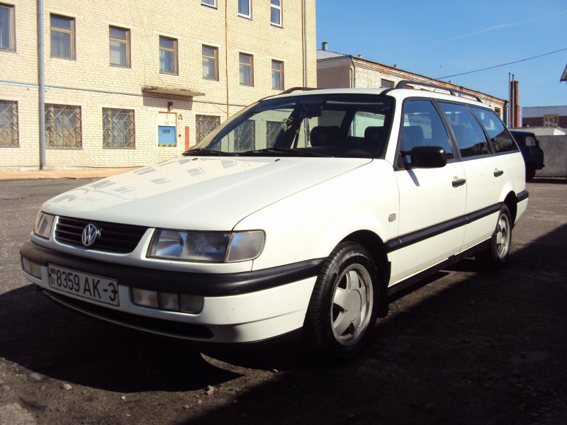 Volkswagen Passat b3 седан