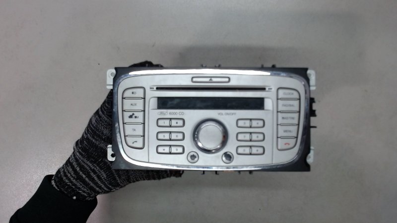 Штатная магнитола Ford Mondeo 2
