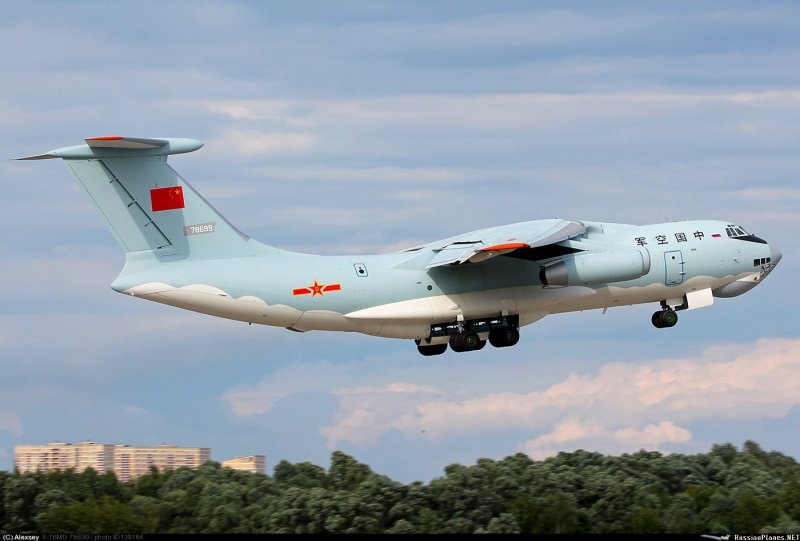 Самолет ил 76 ВВС Китая