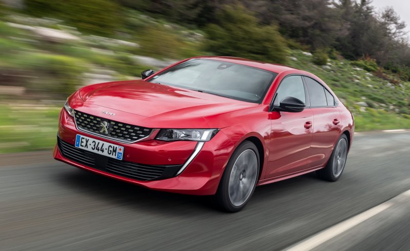 Peugeot 508 2 красный
