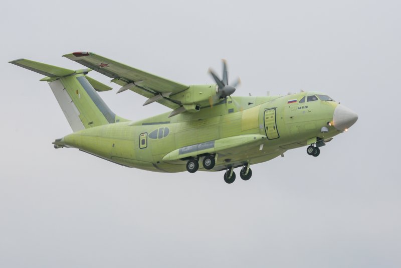 Фотографии самолета АН 12 физюляж электронное оборудование