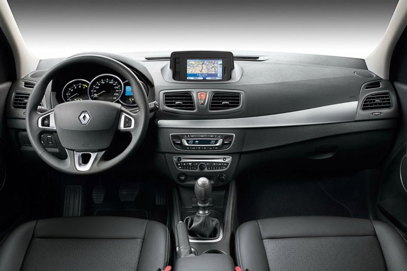 Renault Fluence 2012 салон
