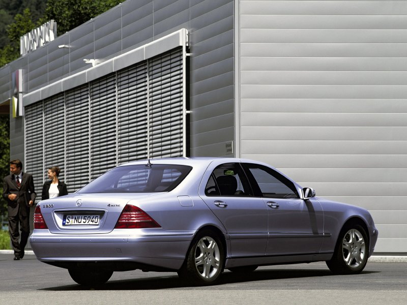 Mercedes-Benz w220