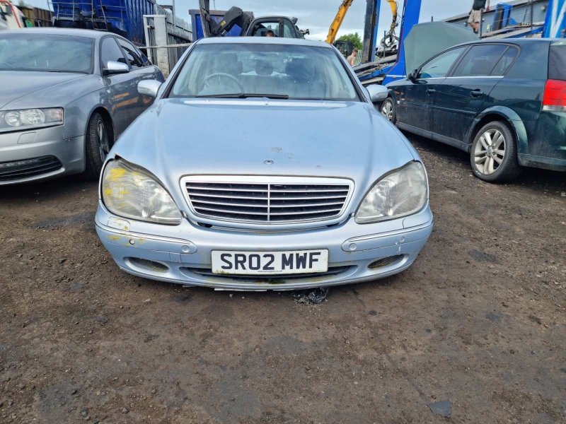 Mercedes Benz s600 w220