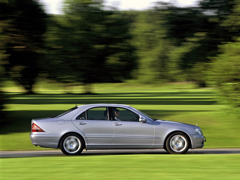 Mercedes-Benz w220