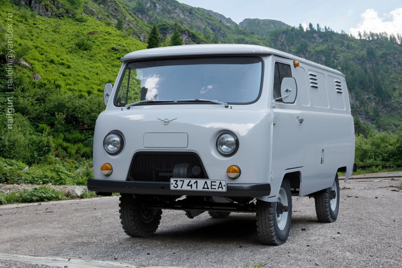 UAZ 3741 Буханка
