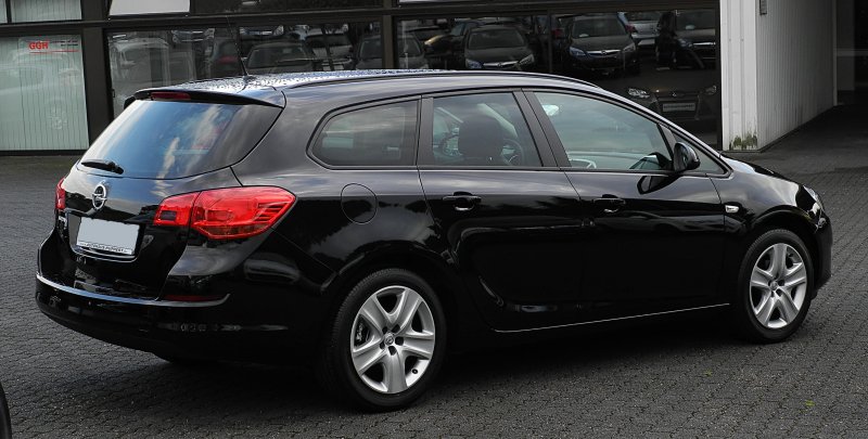 Opel Astra j универсал 2011