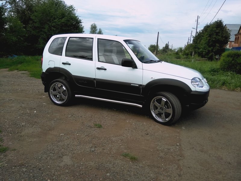 Chevrolet Нива r17