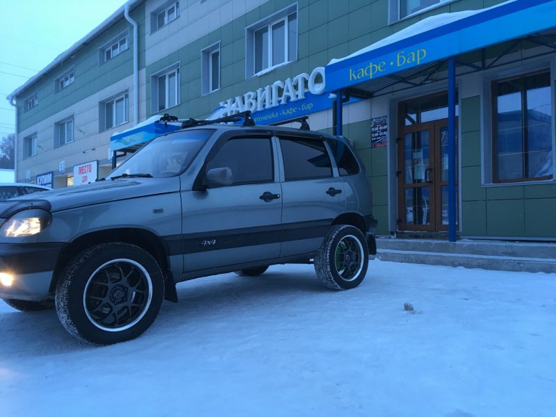 Chevrolet Нива r17