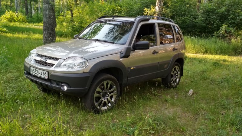 Шевроле Нива r17