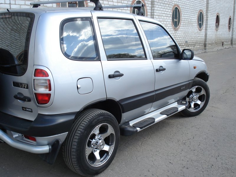 Шевроле Нива 2003 диски r15
