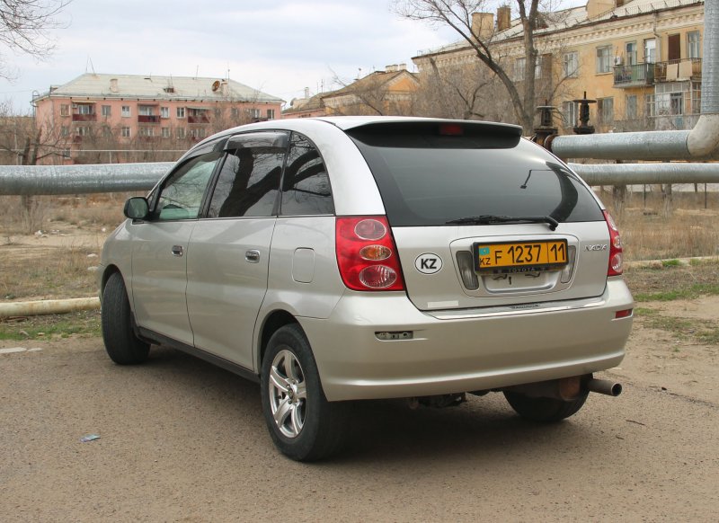 Toyota Nadia