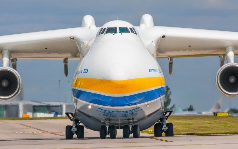 Самолет Мрия АН-225