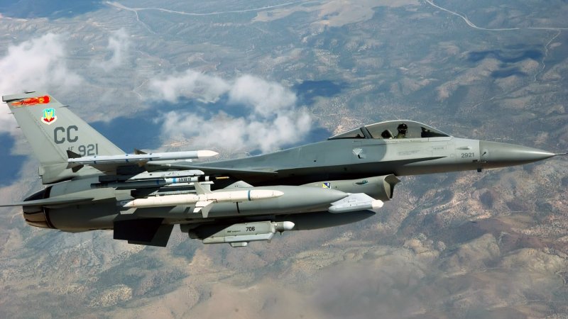 Истребитель f-16 «файтинг Фалкон»
