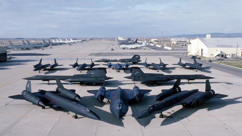 Самолет SR-71 Blackbird