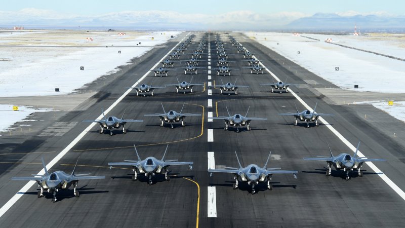 F35 аэродром