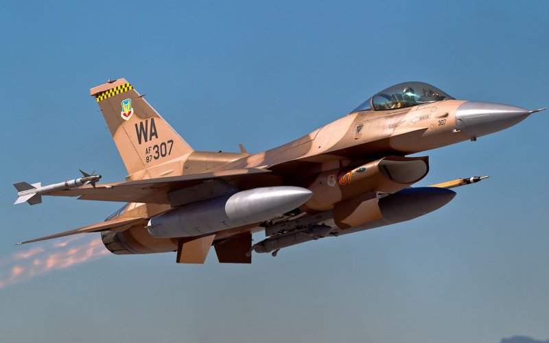 Истребитель f-16 «файтинг Фалкон»