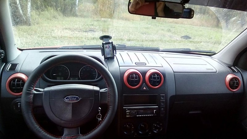 Торпеда Ford Fusion 2005-2005