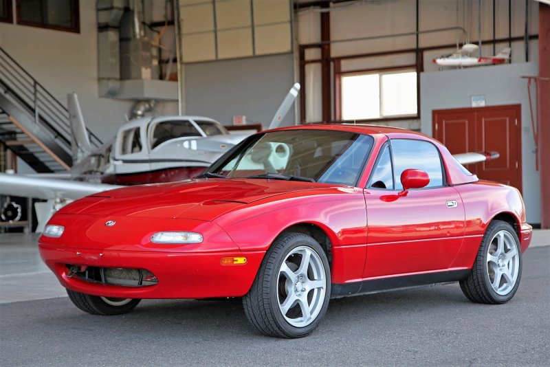 Mazda MX-5 Miata 1 поколение