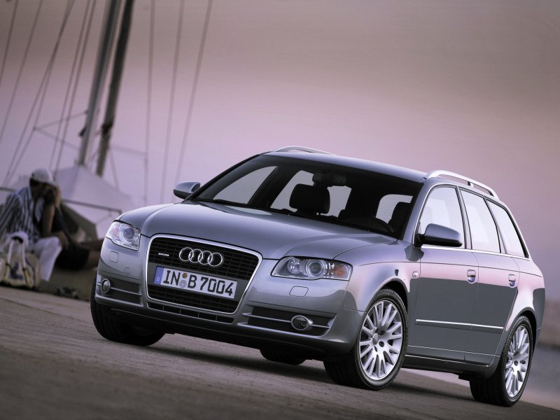 Audi a4 avant универсал