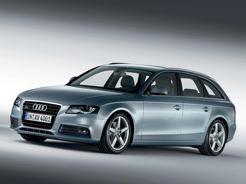 Audi a4 avant универсал