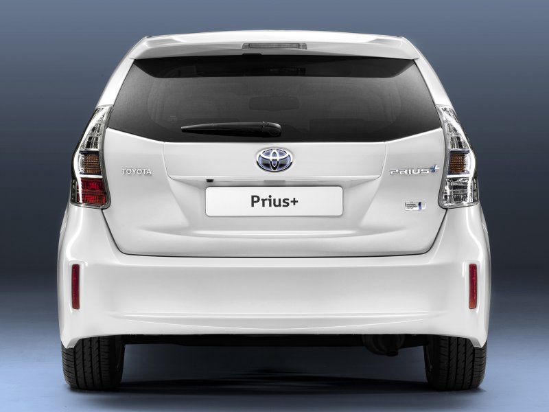 Toyota Prius Plus 2012