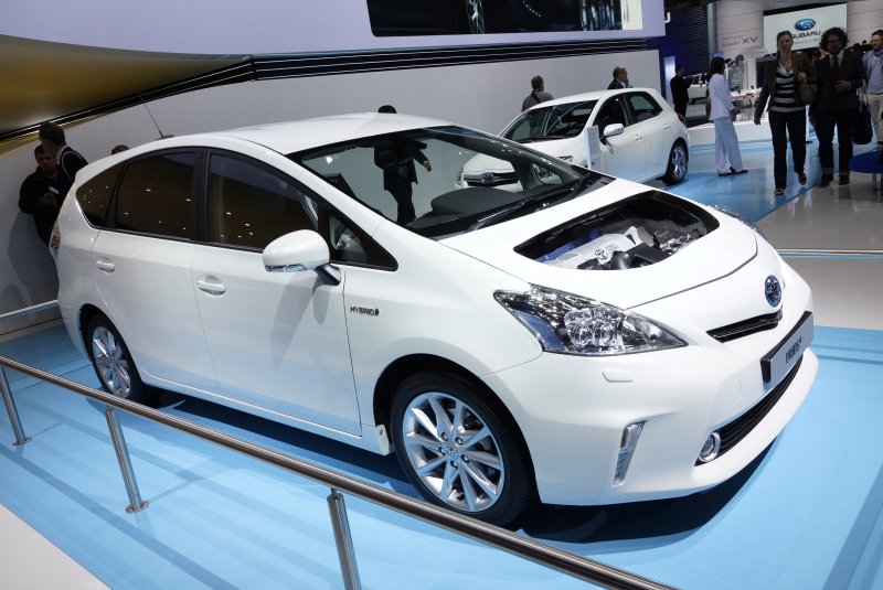 Toyota Prius Plus 2014