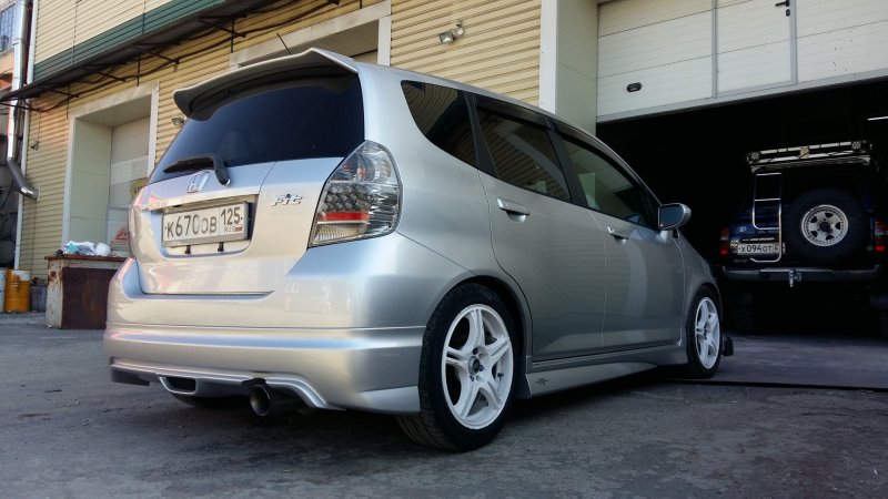 Honda Fit gd1 прямоток
