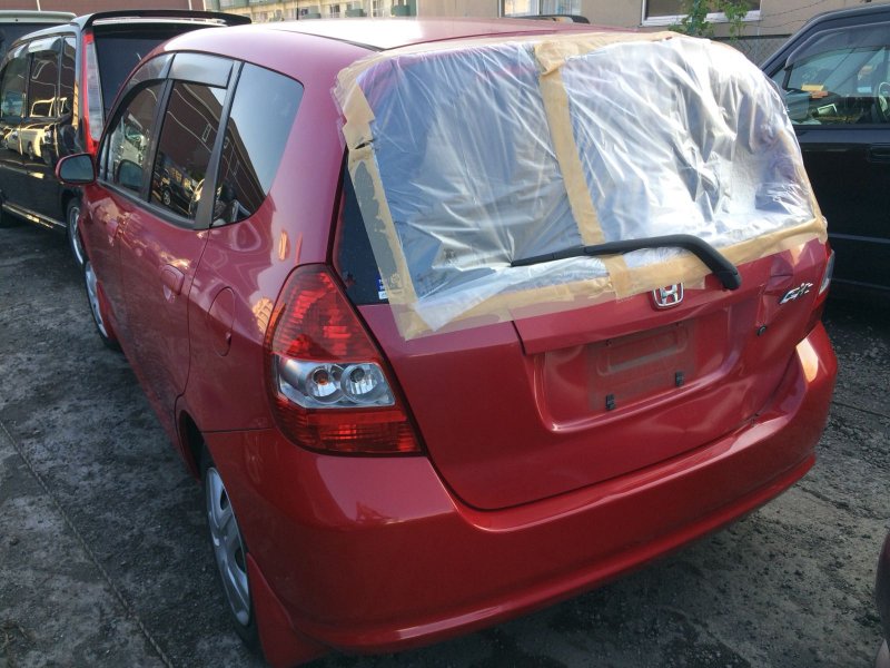 Машина корона фит