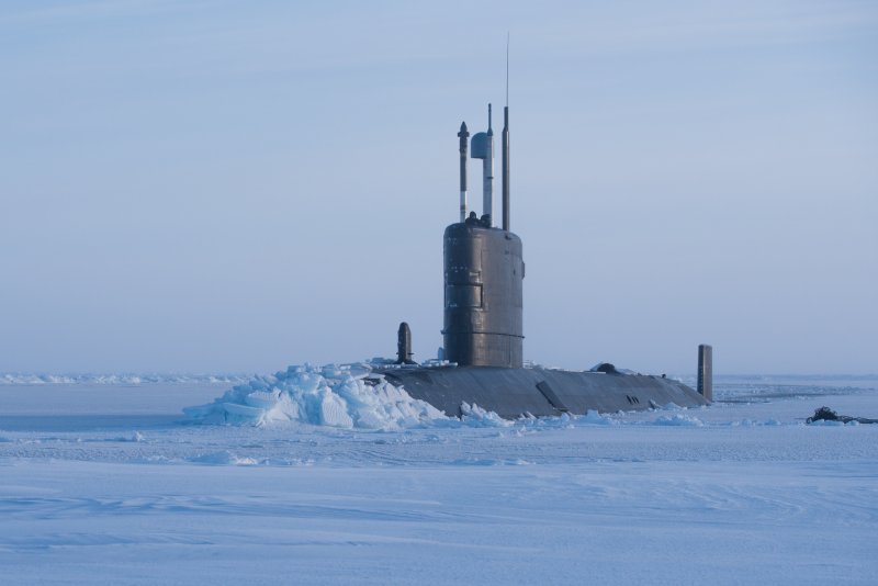 Всплытие подлодок в Арктике