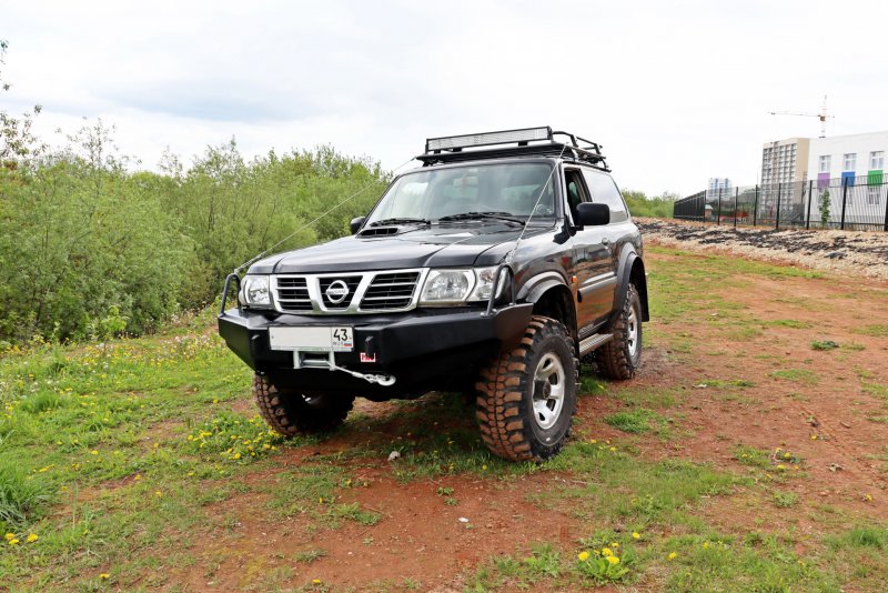 Nissan Patrol y61 экспедиционник