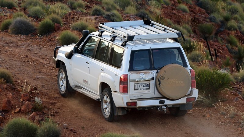 Nissan Patrol y61 Safari
