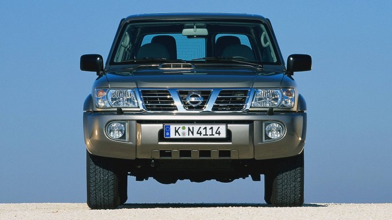 Nissan Patrol v (y61)