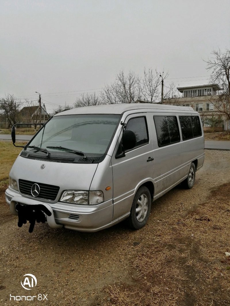 Микроавтобус Istana 2003
