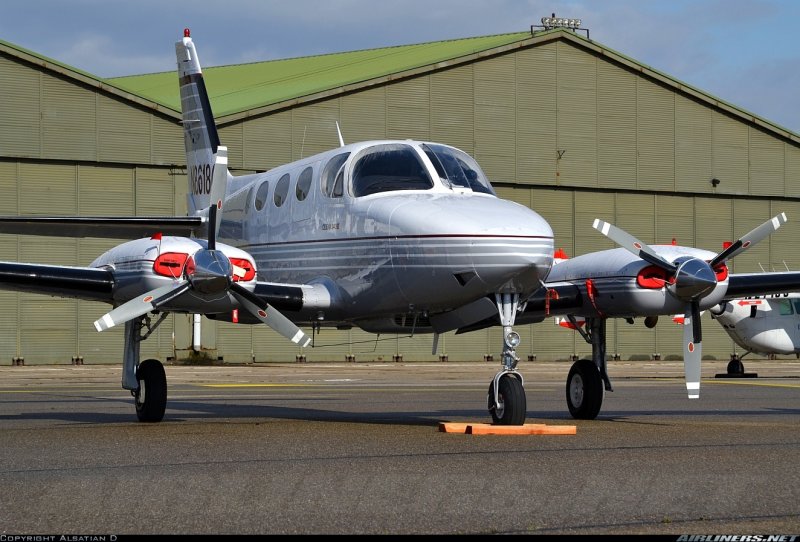Самолет Cessna