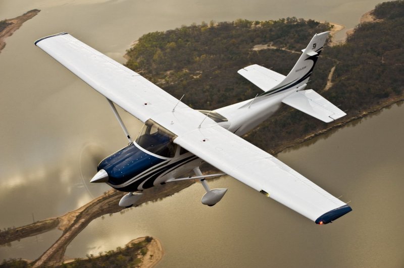 Cessna 182 вид сверху